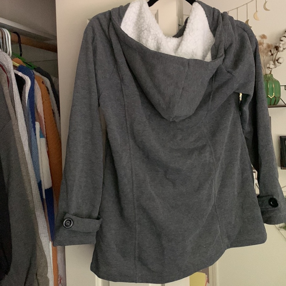 Grey Jacket - Picture 3 of 8